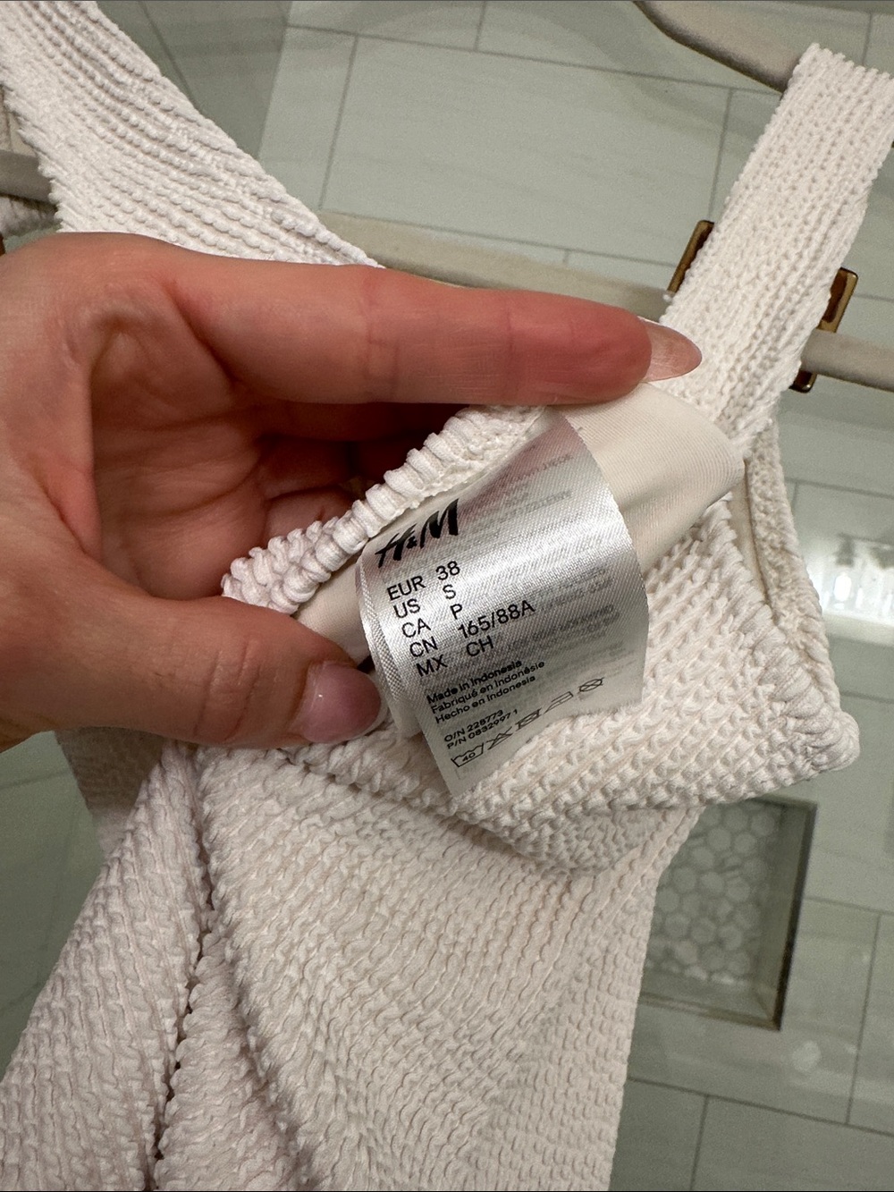H&M Textured Cream One-Piece Swimsuit - Picture 7 of 8